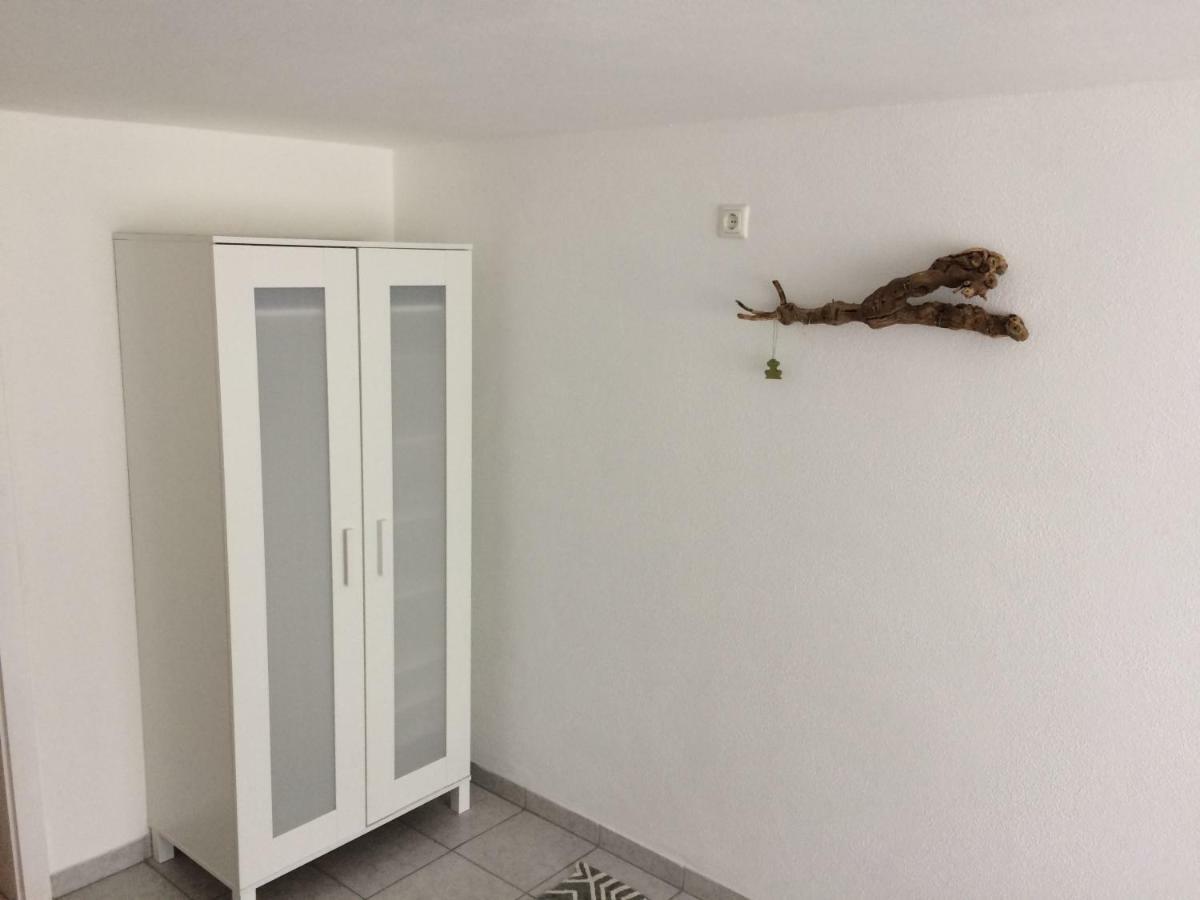 Gemuetliche, Ruhig Gelegene Wohnung In كوتشيم المظهر الخارجي الصورة